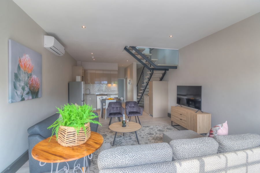 To Let 2 Bedroom Property for Rent in Paardevlei Western Cape